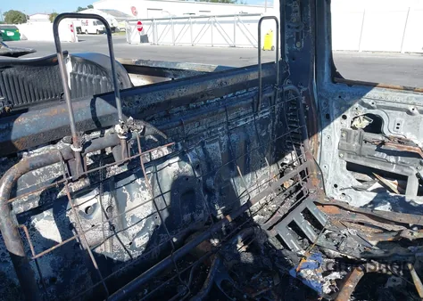 1998 Nissan Frontier Standard/Xe z USA, uszkodzony, nr VIN 1N6DD21S2WC311208